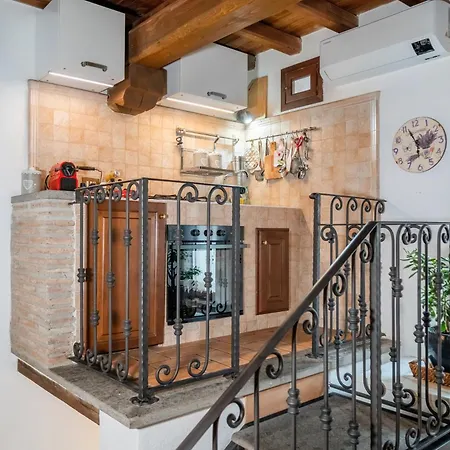 Duchessa De'medici Apartment
